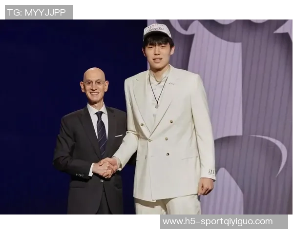 开拓者媒体人点评魔术杨瀚森表现8分钟内2次失误需加强控制